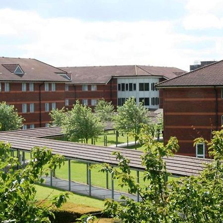 Hotel Yarnfield Park Training And Conference Centre Stone  Esterno foto