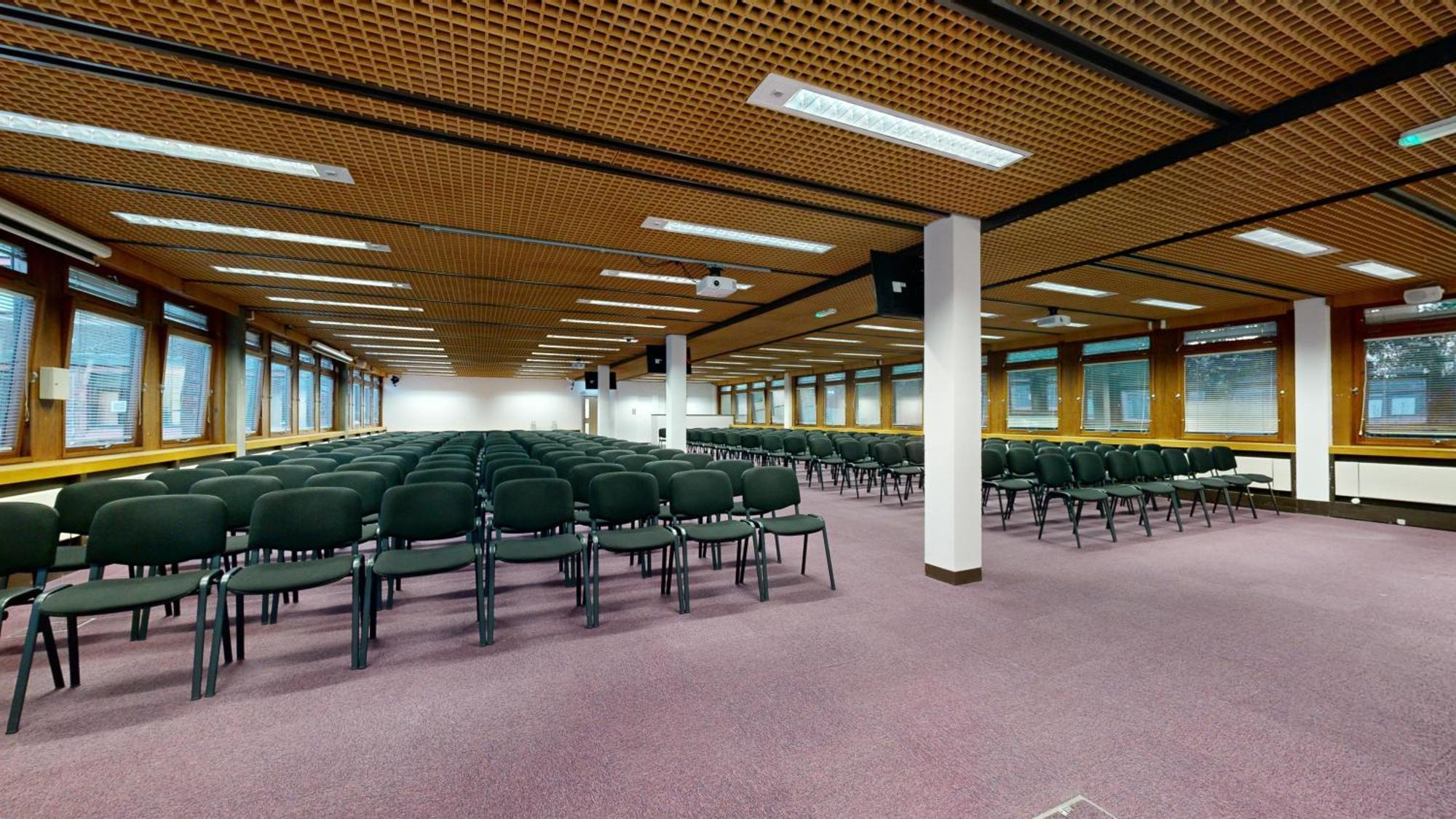 Hotel Yarnfield Park Training And Conference Centre Stone  Esterno foto
