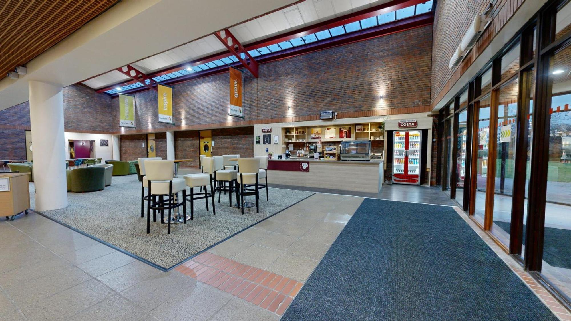 Hotel Yarnfield Park Training And Conference Centre Stone  Esterno foto