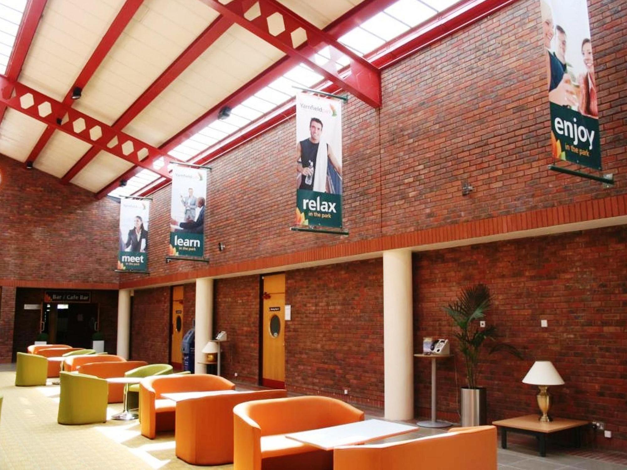 Hotel Yarnfield Park Training And Conference Centre Stone  Esterno foto