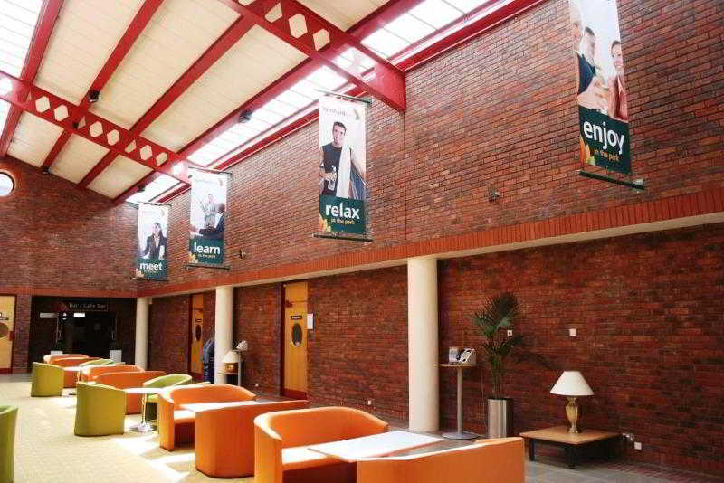 Hotel Yarnfield Park Training And Conference Centre Stone  Esterno foto