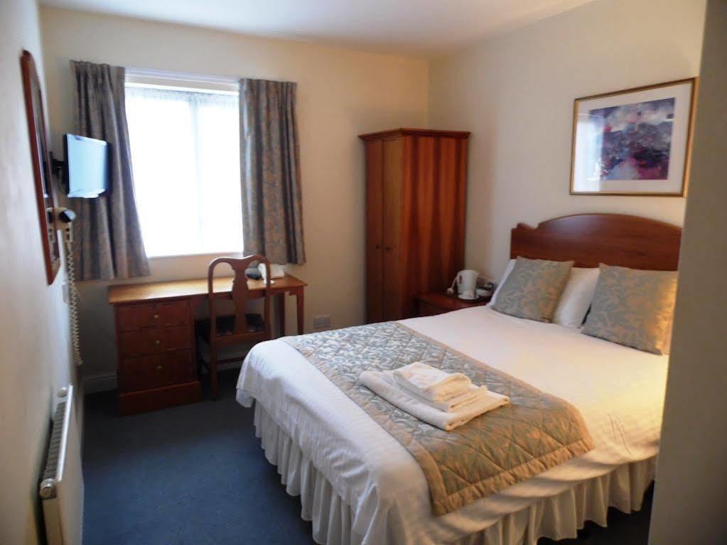 Hotel Yarnfield Park Training And Conference Centre Stone  Esterno foto